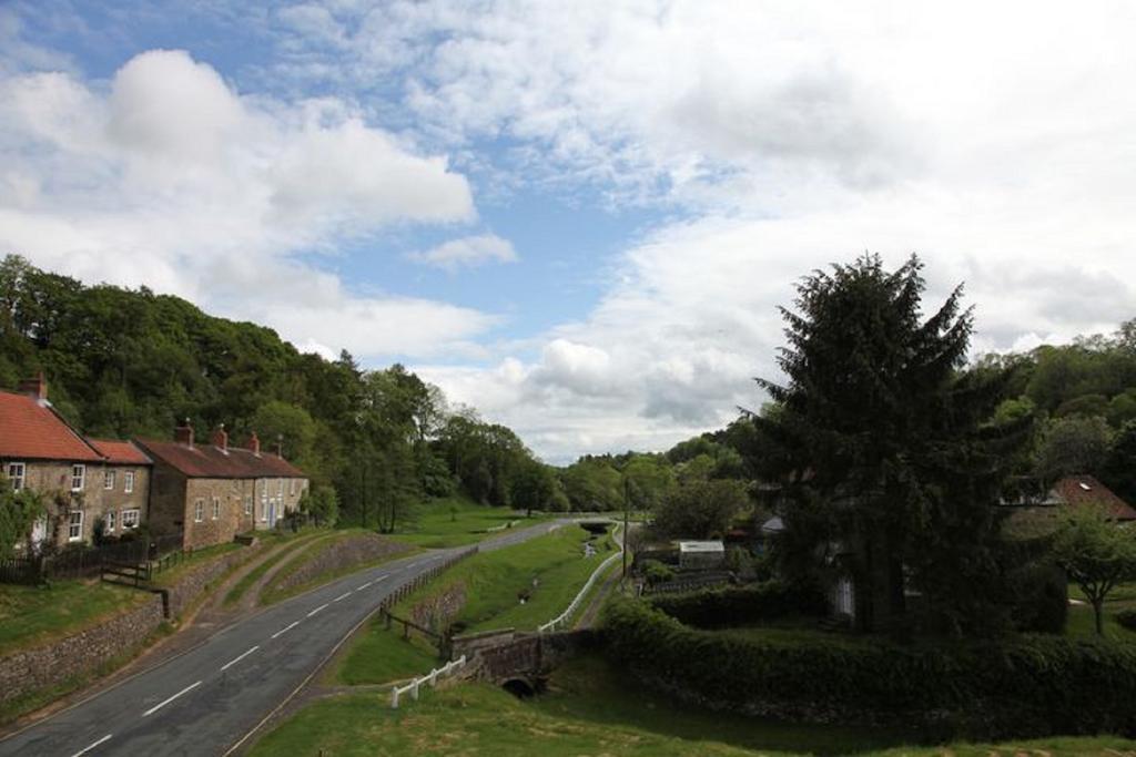 Burnley House Hotel Hutton le Hole Exterior photo